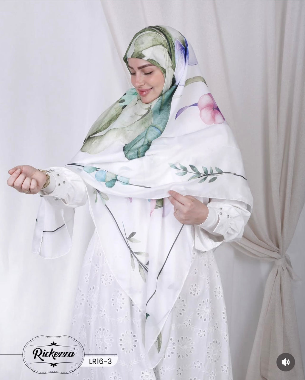 Light Silk Echarpe