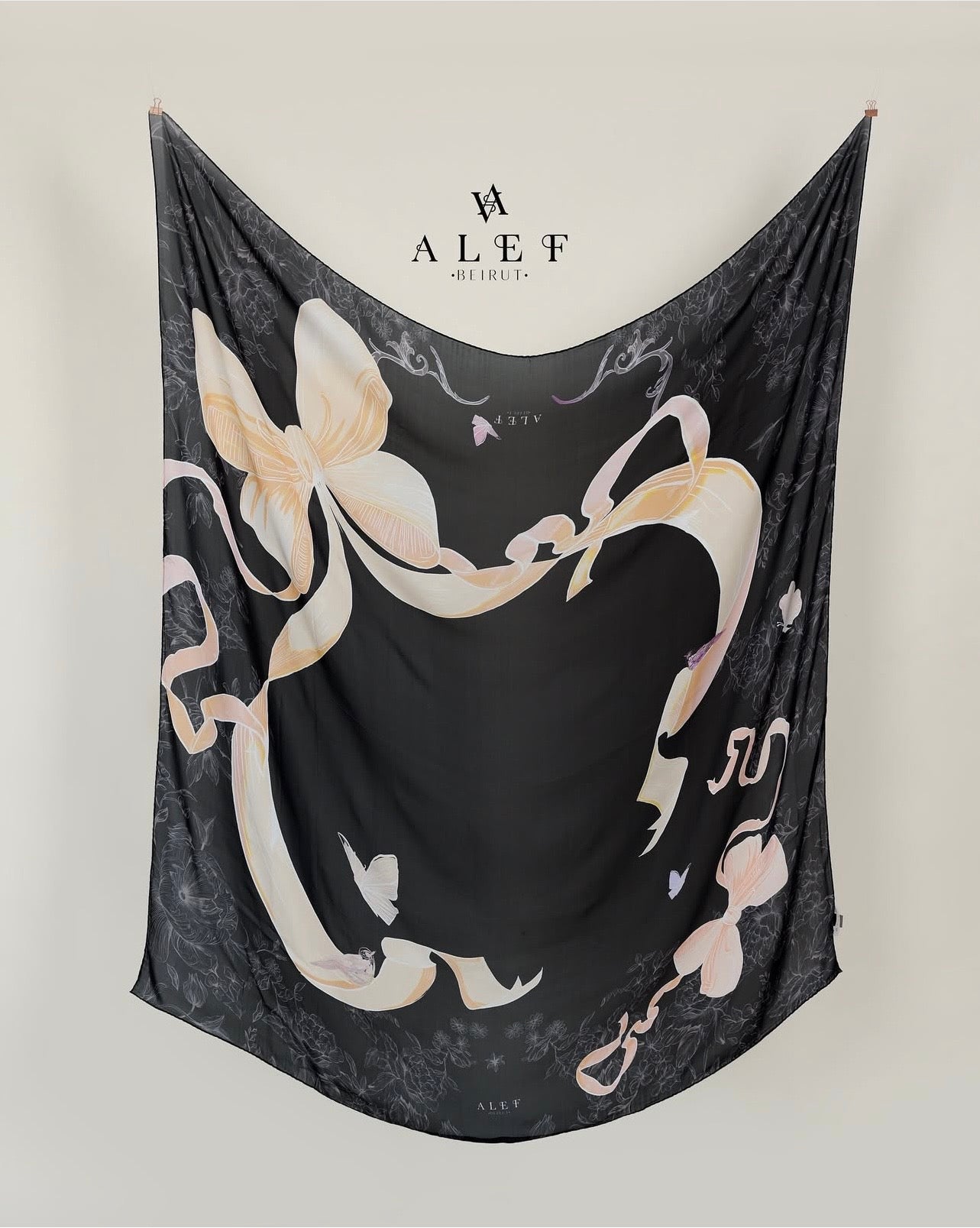 Victorian Era Pure Silk Echarpe