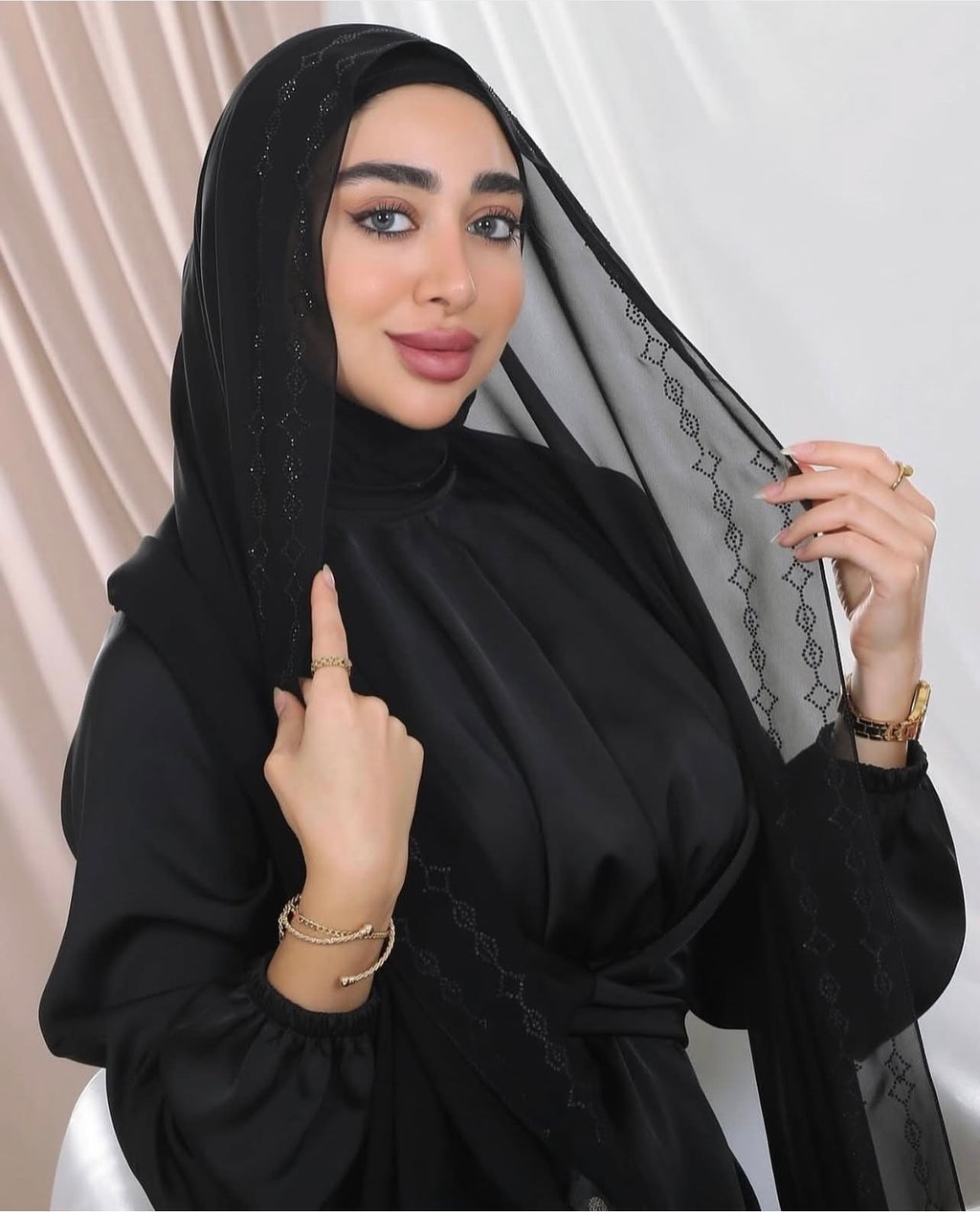 Khalije Crepe Shawl