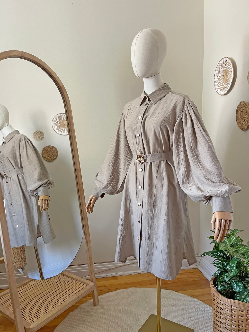 Balloon Sleeve Button Tunic