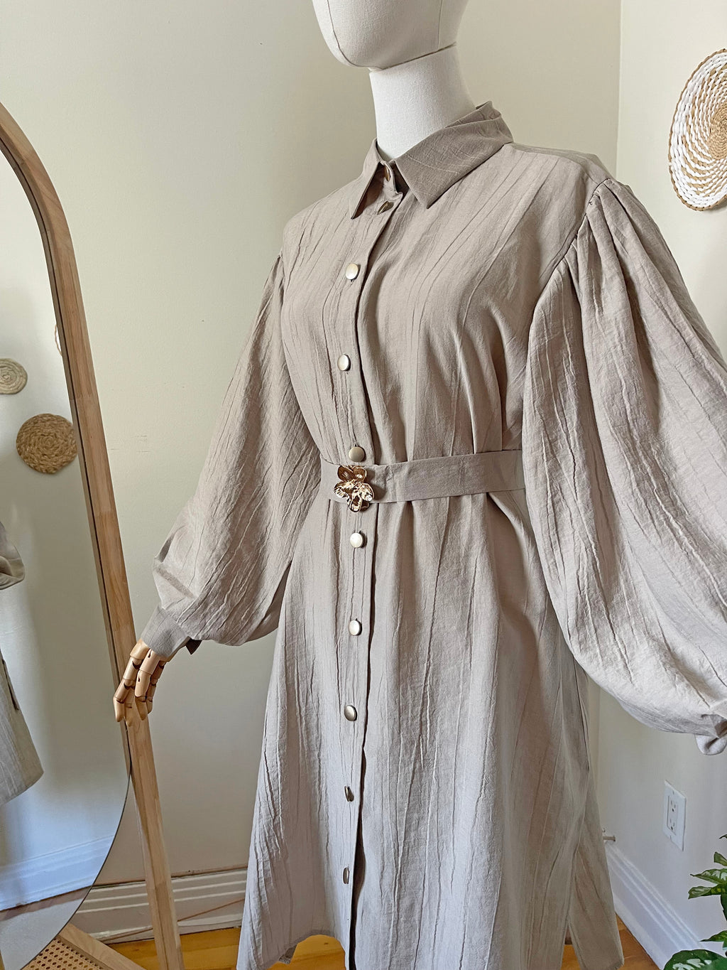 Balloon Sleeve Button Tunic