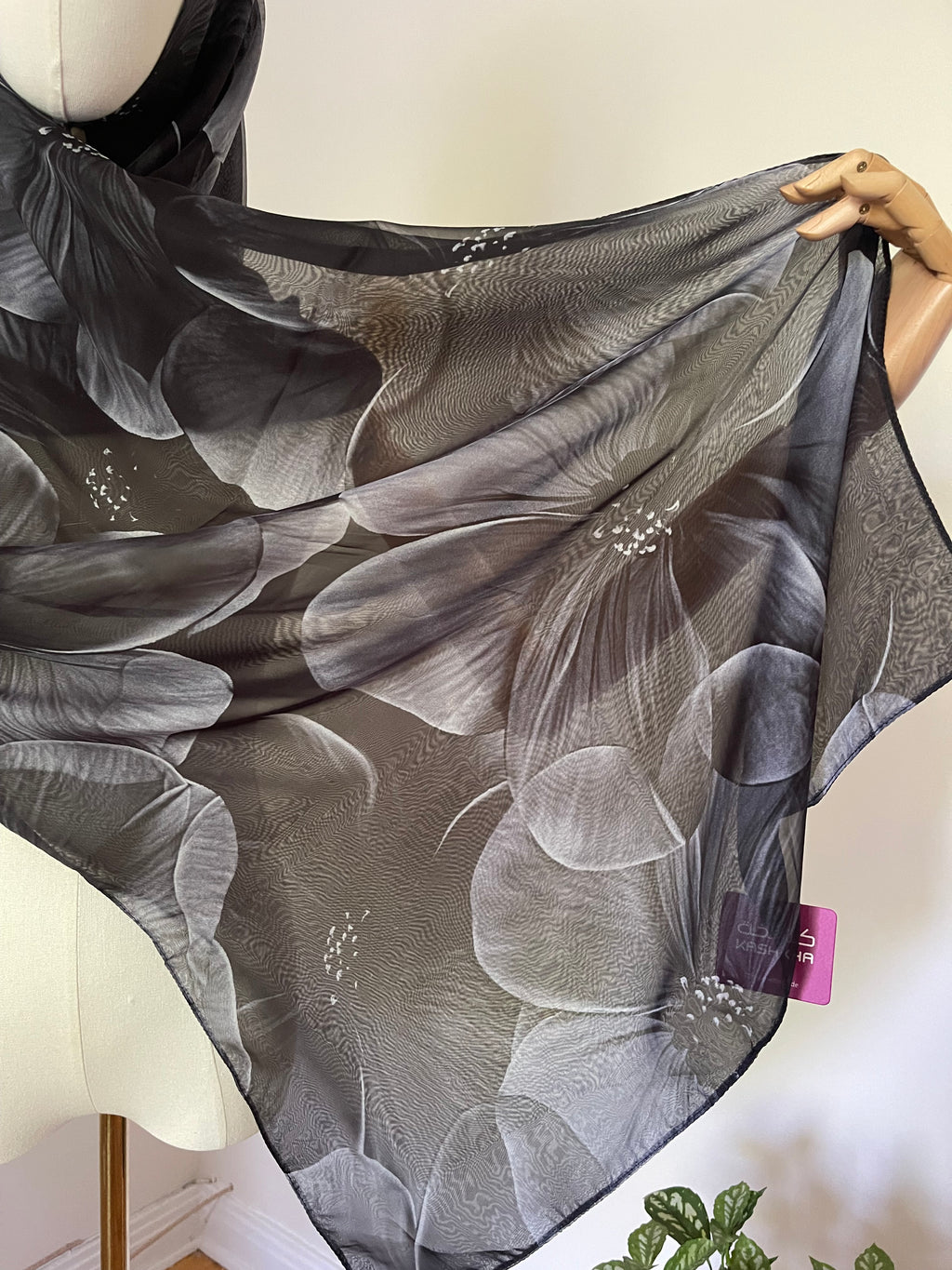 Floral Kashkha Shawl